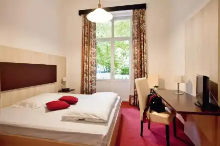 Grand Bellevue - adults only - 22