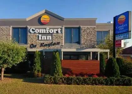 Comfort Inn On Raglan - 19