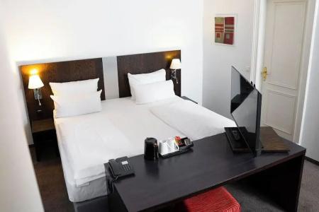 Astor & Aparthotel - 32
