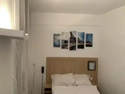 Hôtel De Bordeaux - 68