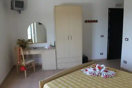 L’Ancora*** - 91