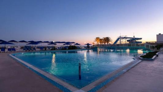 Samira Club - Caters to Couples - 32