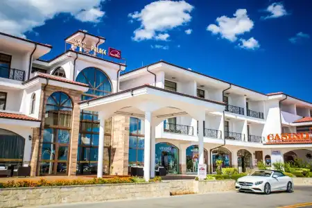 Palace Marina Dinevi - 0