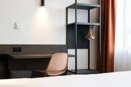 B&B Antwerpen Centrum - 70