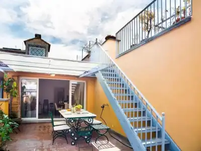 Grand Master Suites - 123