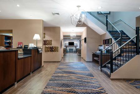 Hampton Inn Charlotte-Uptown - 12
