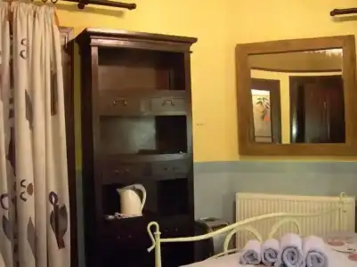 Mythos Guesthouse - 19