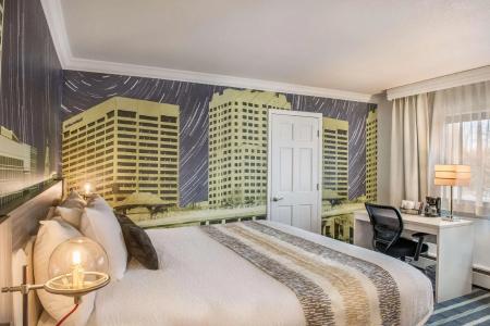 Best Western Plus Milwaukee West - 66