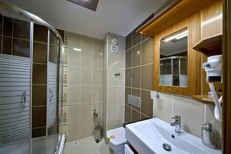 Otel Azmakhan - 59