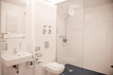 Nikolai Residence - 36
