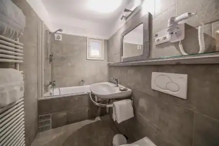 Au Vieux Moulin And Spa - 27
