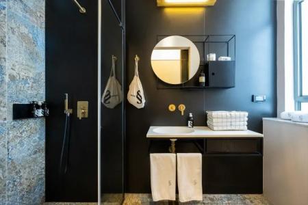 Assemblage Boutique - 60