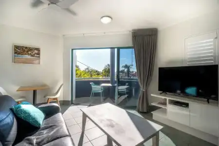 Noosa River Sandy Shores - 101