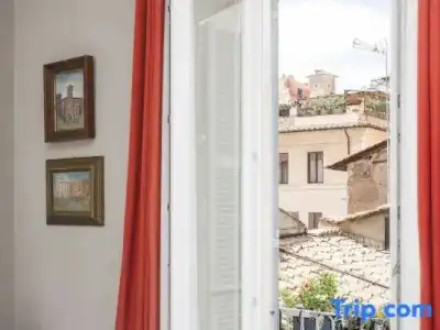 The Roman Empire Guesthouse - 166