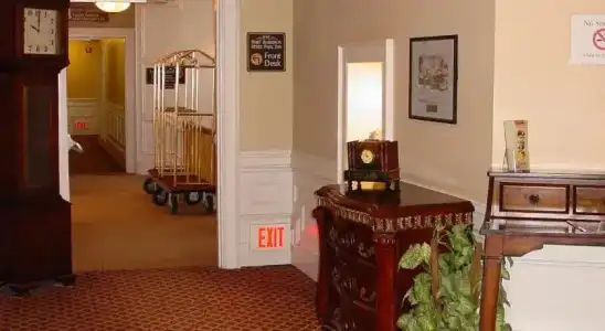 Fort Harrison State Park Inn - 2