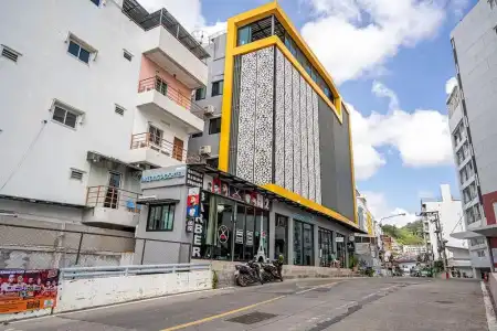 Patong Poshtel - Adults Only - Hostel - 0