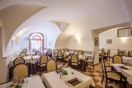 Portici Romantik & Wellness - 30