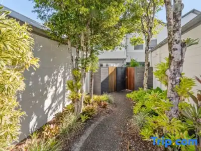 Noosa Entrance Waterfront Resort - 254