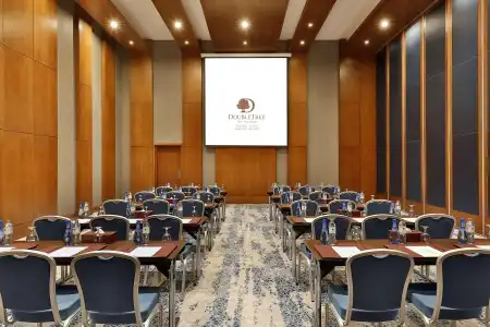 DoubleTree by Hilton Resort & Spa Marjan Island - 20