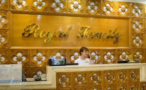 Royal Family Da Nang - 32