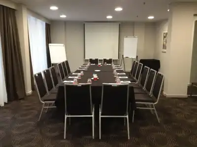 Rydges Canberra - 16
