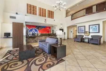 Best Western Plus Eastgate Inn & Suites - 1