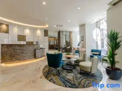 The 7, Suites, Studios & Apartments - 10