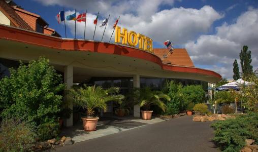 West an der Sächsischen Weinstrasse - 8