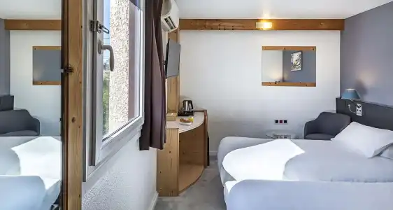 Sure by Best Western Annecy - 43