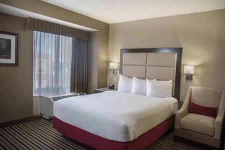 The Madison Concourse - 60