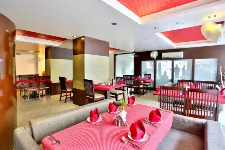 Raya Inn - 12