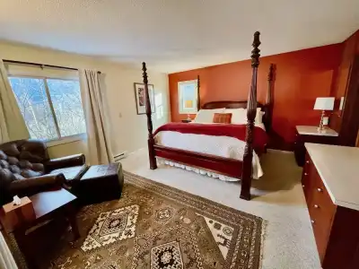 Wilburton Inn - 43