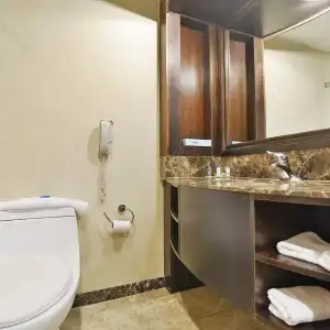 Woodbine and Suites - 20
