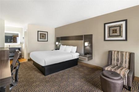 Best Western Central Inn - 35