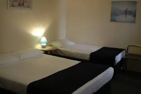 Greenwich Inn Sydney - 4