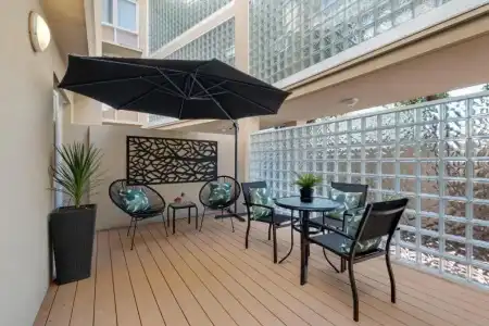 The Peninsula Riverside Serviced Apartments - 58