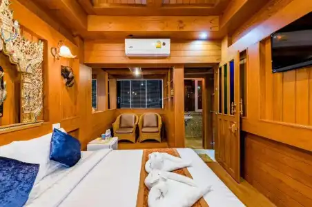 Baan Rachapuek - 28