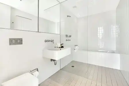 ULTIQA Air On Broadbeach - 205
