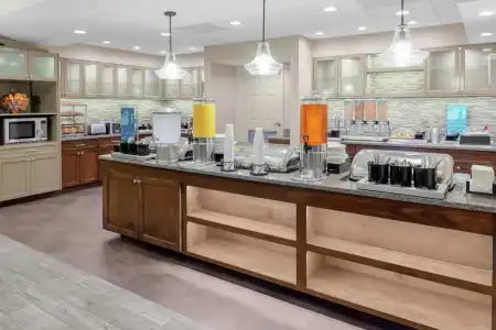 Homewood Suites by Hilton Tallahassee - 23
