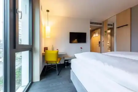 Serways Hösel - 79