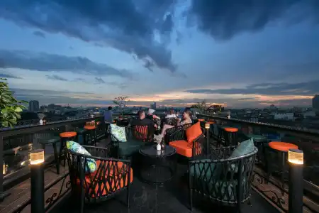 Aurora Premium - A Lifestyle - 19