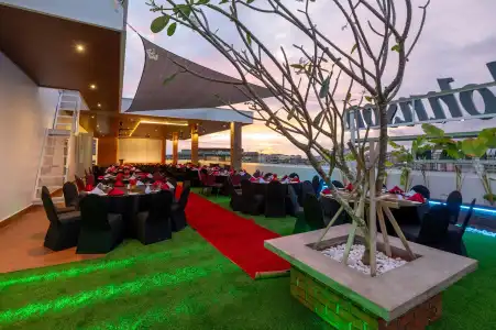 Howard Johnson by Wyndham Kota Kinabalu City Centre - 26