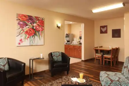 Quality Inn Oakwood - 4