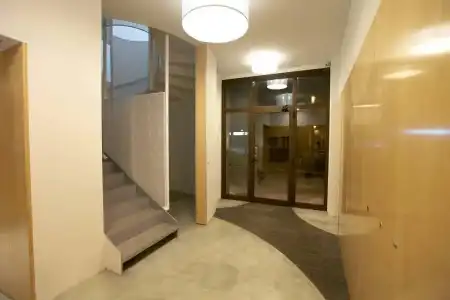 MH Apartments Urban - 13