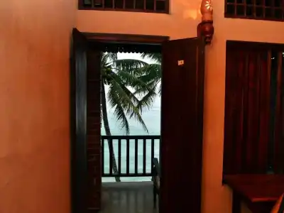 Summer Breeze Guest House - 5
