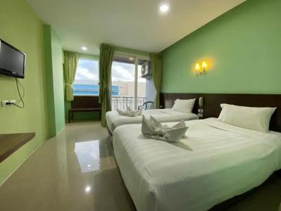 77 Patong & Spa - 91