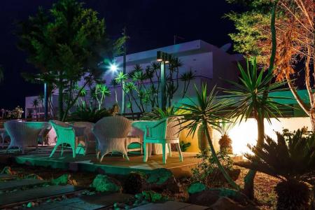 Dodeca Sea Resort by Forums - 17