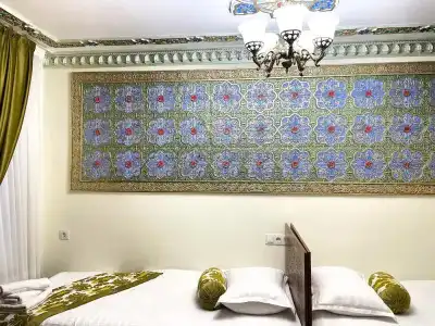 Bobosh Boutique - 5