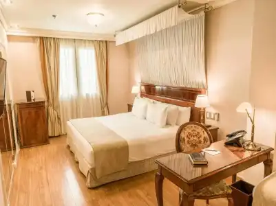 Melia Recoleta Plaza - 28
