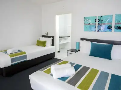 The Beach Motel Hervey Bay - 36